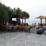 Kouros Hotel *